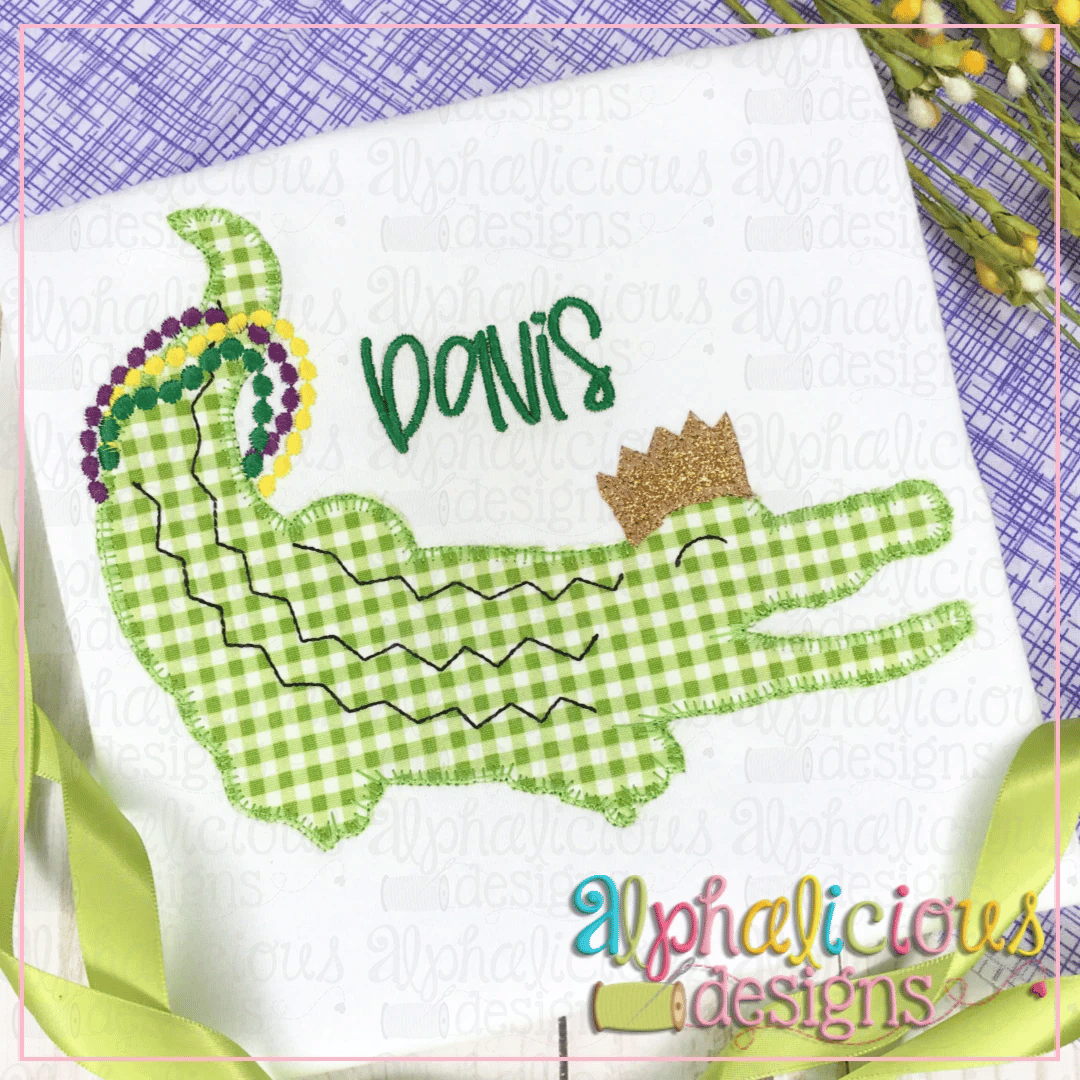 Gator with Crown and Beads-blanket