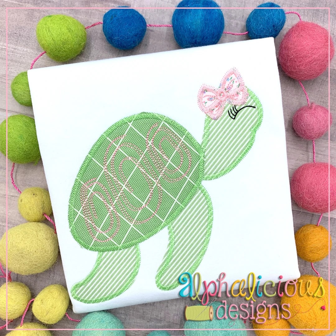 Sea Turtle with Bow-ZigZag