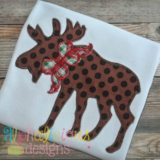 Woodlands Moose with Bow Applique-ZigZag