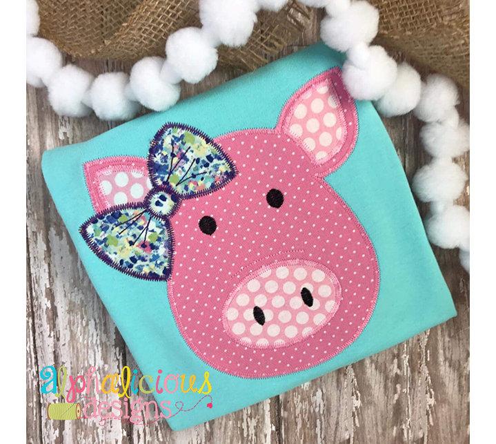 Mrs. Piggy with Bow- Zig Zag