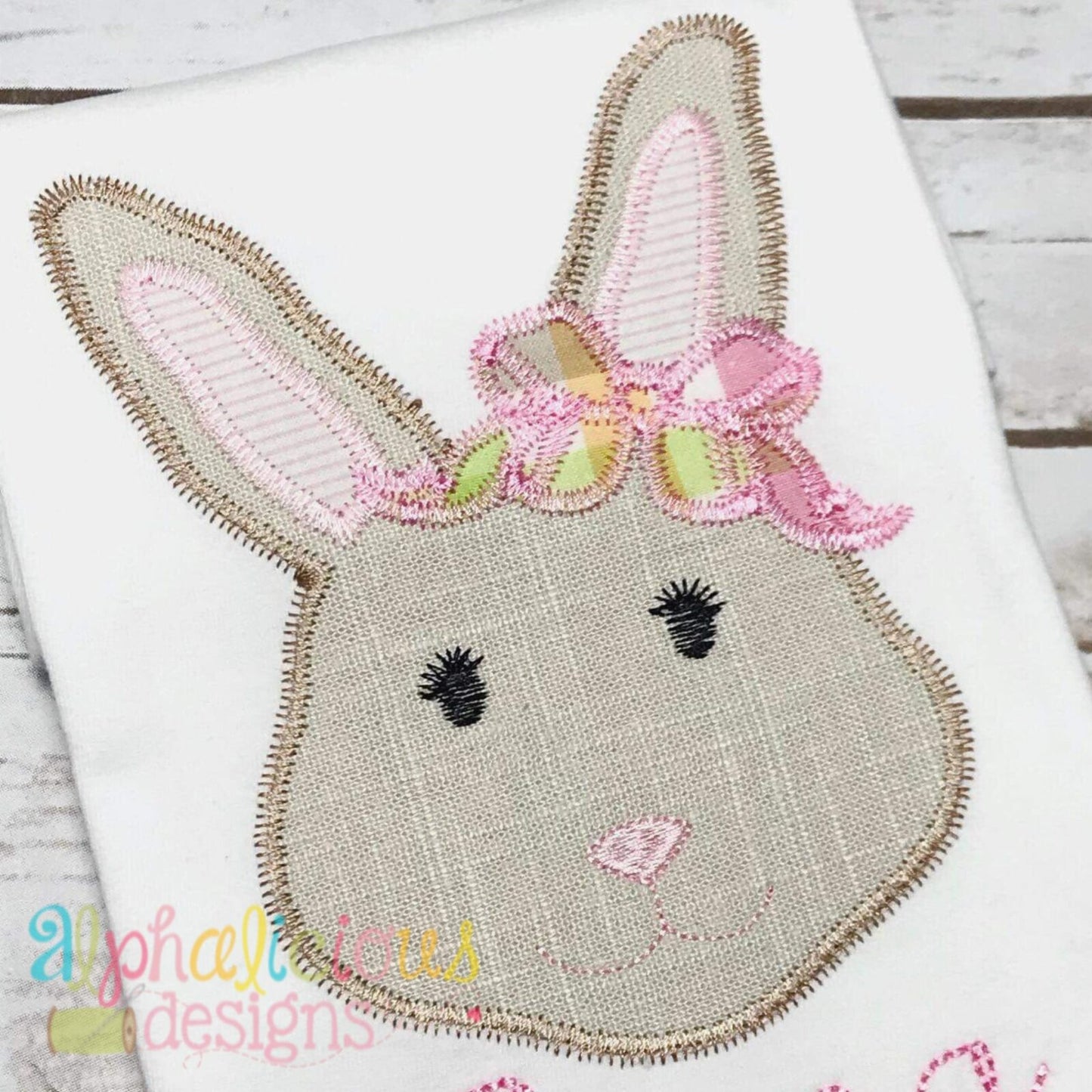 Mrs.Bunny with Bow Applique -ZigZag