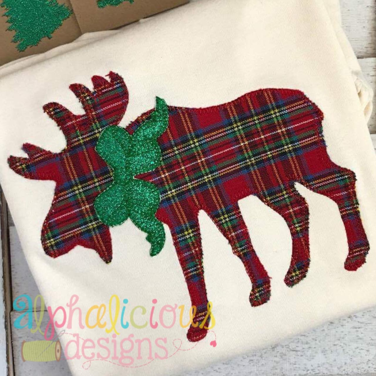 Woodlands Moose with Bow Applique-Blanket